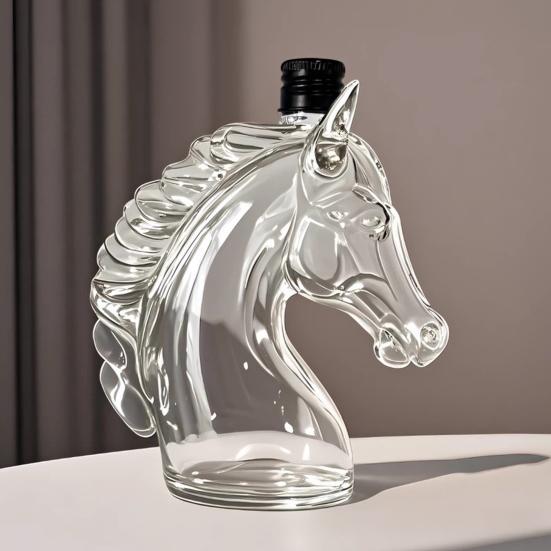 Whiskey Bottle Engraved Horse Head Shape Glass Decanter for Whiskey