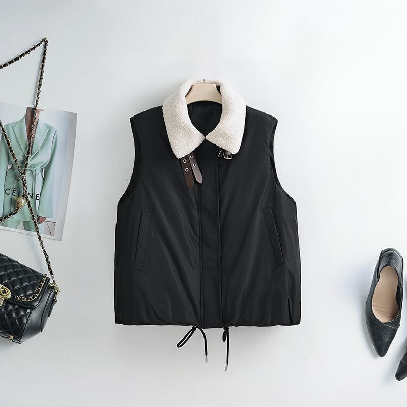 Winter wear fashionable and thin lamb wool lapel design sense loose with black vest top women's trend