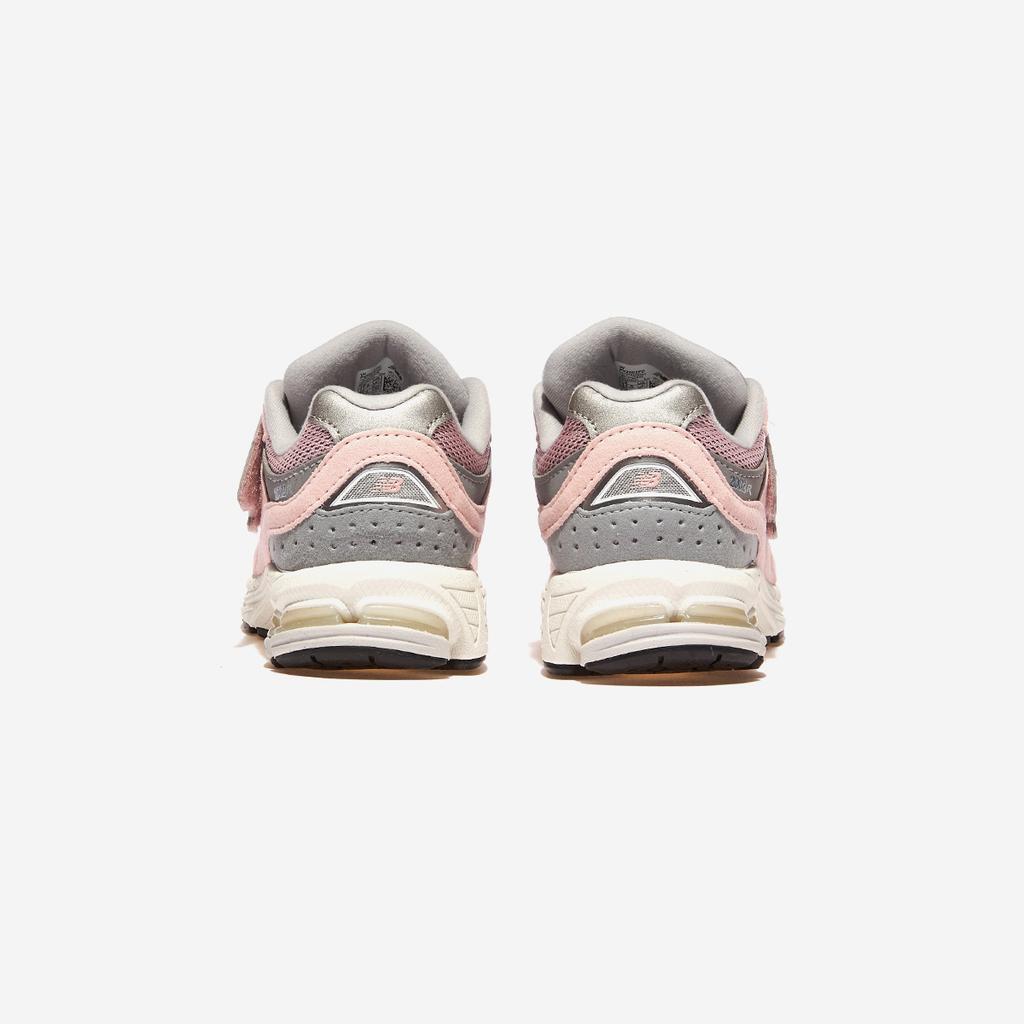 New Balance PV2002FC, PV2002FC, 1010103968, Популярная корейская обувь