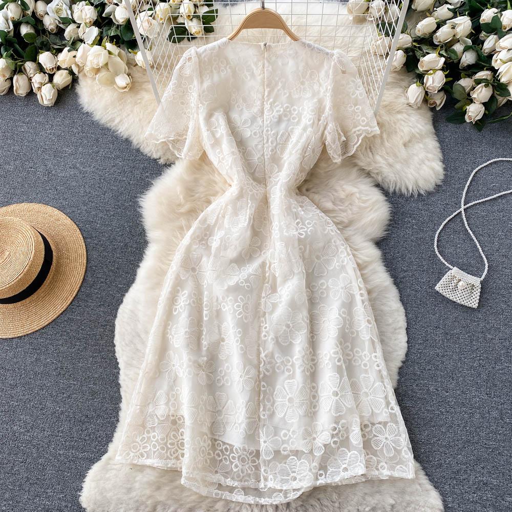 Women Fashion Mesh Flower Embroidery Luxury Beading Party Dinner Dresses Lady Elegant Retro V-neck Midi Evening Sundress