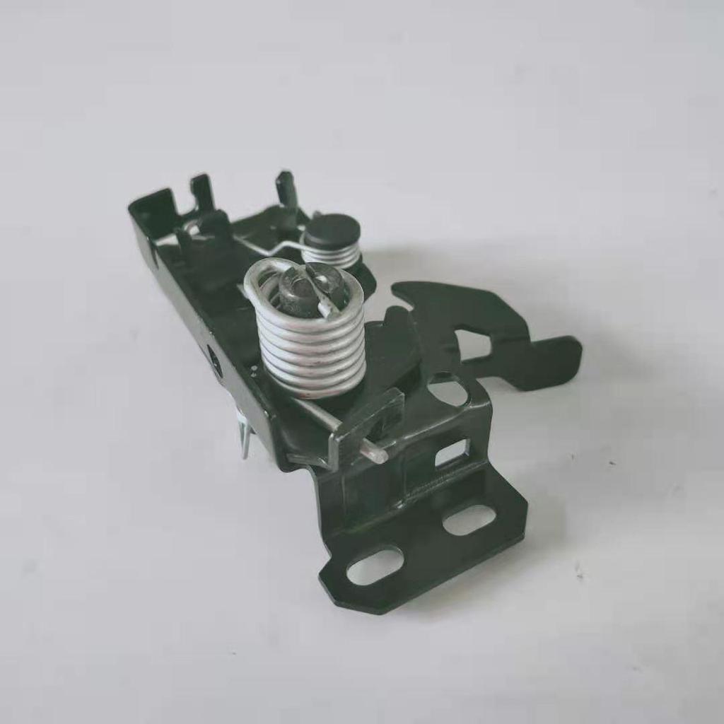 Замок капота Mercedes W447 4478800060