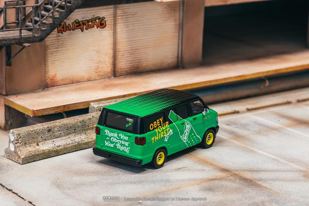 TARMACWORKS Dodge Van Sprite Фургон для доставки Готовая модель 1/64 T64G-TL032-SP