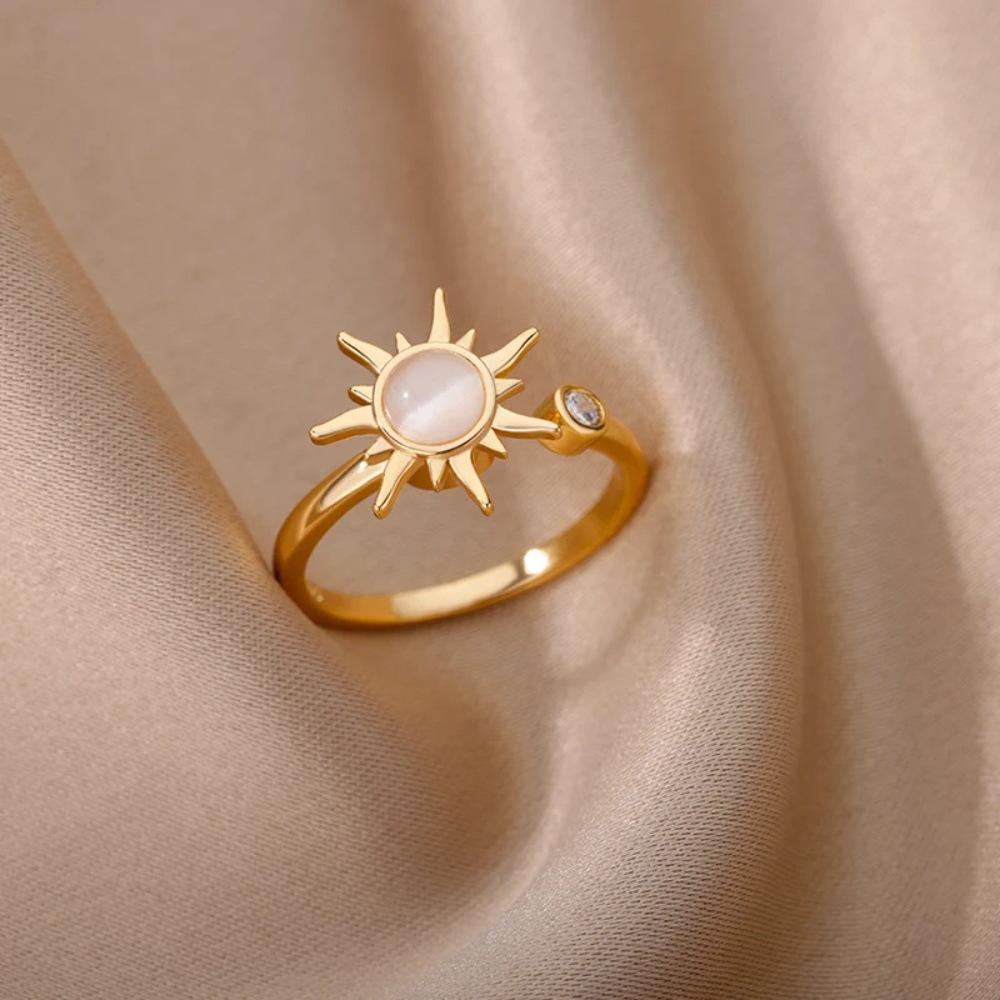 Women's Swivel Sun Opal Ring Stainless Steel Retro Charm Adjustable Open Rings Party Jewelry Best Friend Gift Feminine Costume Jewelry