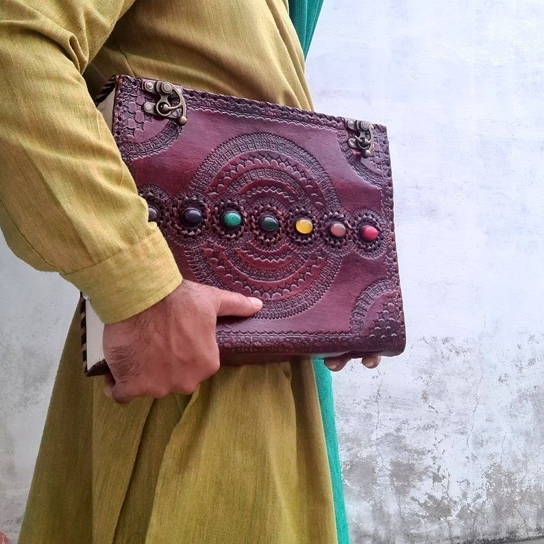 Fat Leather Journal 600 Pages, Large Seven Stone Leather Notebook Blank Handmade Book, Sketchbook Christmas Gift Dream Journal, Grimoire