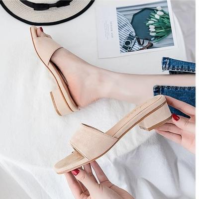 Шлепанцы на толстом каблуке женственность 2025 лето и осень новая уличная одежда корейская версия универсальные с открытым носком на одном ремешке замшевые босоножки на высоком каблуке