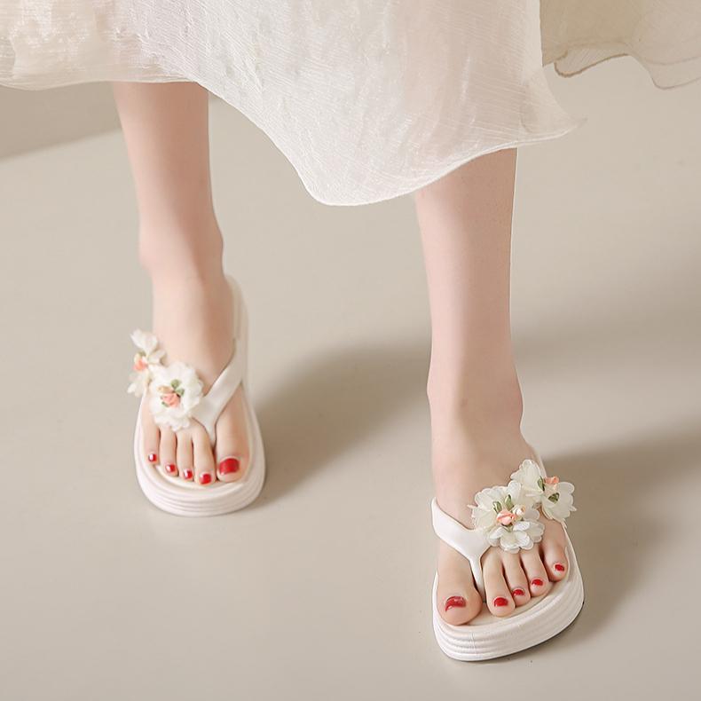 Шлепанцы в форме цветка для женщин, летняя износостойкая и нескользящая обувь на плоской подошве, пляжная обувь для женщин