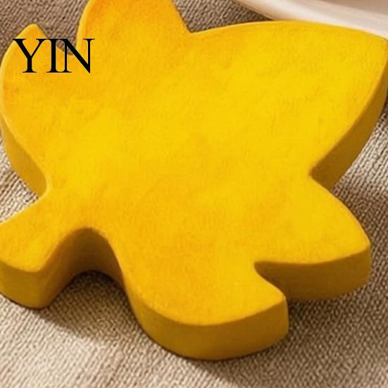 Felt Maple Leaves for Crafts 3Pcs Fall Table Decorations, Wooden Autumn Harvest Desktop Thanksgiving Home Decor Ornament Dining Shelf Tiered