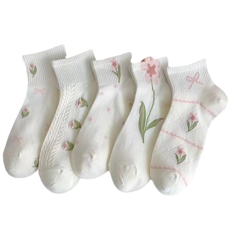 Lolita Socks for Women's Spring and Summer, Low-top Tulip White Short Socks, Sweet Student Cotton Socks