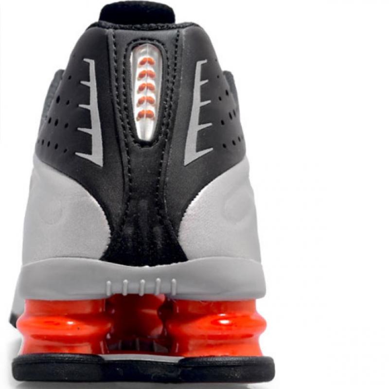 Nike Shox R4 Sneakers Metallic Silver Red Hq1988 002