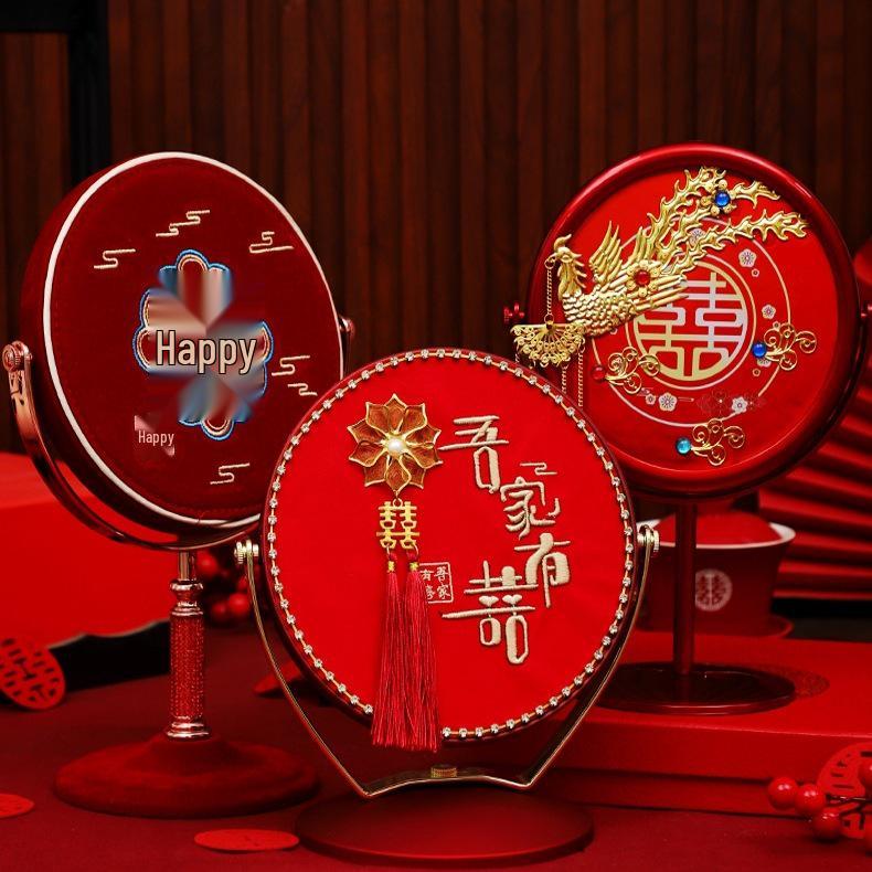 Полный свадебный набор невесты в европейском стиле: Пара зеркал и красные приданые вещи