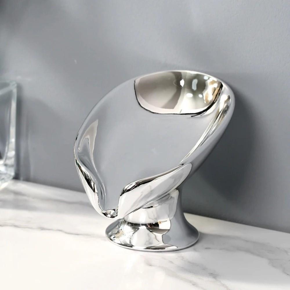 Leaf Shape Self Draining Soap Holder Ceramic Bathroom Storage Holder Elegant Soap Rack Washbasin
