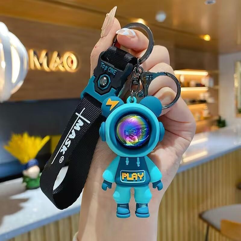 Cartoon Lightning Keychain Cute Astronaut Doll Pendant Couple Car Keyring Bag Keyholder Creative Bag Charm Accessories