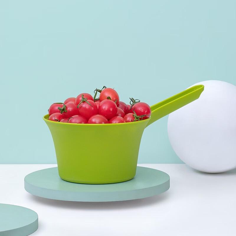 Chahua Durable PP Long Handle Water Scoop
