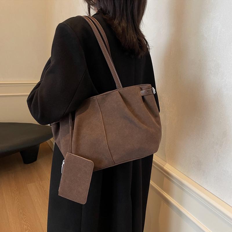 Yogodlns Замшевые сумки через плечо для женщин, вместительные сумки-тоуты, легкая сумка под мышкой, повседневная сумка-шоппер, однотонная дорожная сумка-ведро