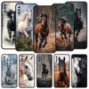 Чехол для телефона Samsung A56 A36 A26 A54 A52 A24 A14 A50 A70 A40 A06 A12 A22 A34 A42 A32 5G A04s A16 Белые скачущие лошади