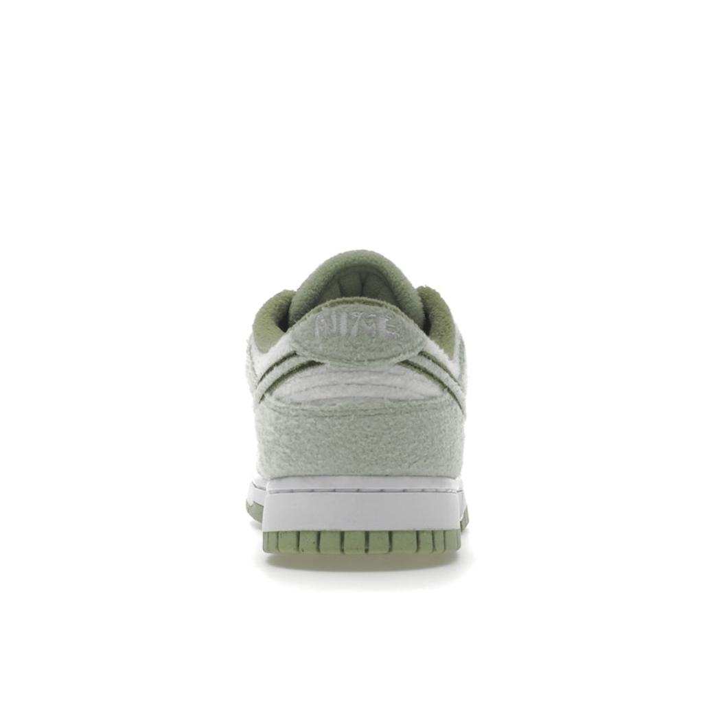 Nike Dunk Low SE Fleece - Женские кроссовки Honeydew Green Phantom Alligator DQ7579-300