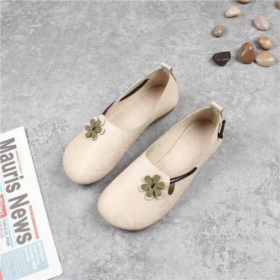 Женские повседневные кожаные туфли на платформе, лоферы 2024 года, ретро-обувь из искусственной кожи с цветочным узором, женские туфли без застежек, размер 35-40, Zapatos De Mujer