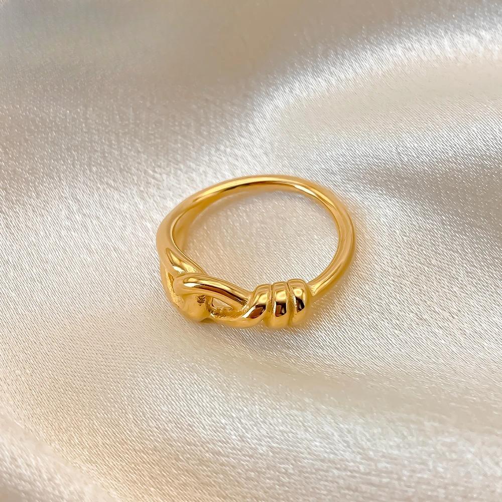 Manco Fashion Ювелирные изделия из нержавеющей стали Витой Узел Круглое Персонализированное Кольцо Женские Водонепроницаемые Ювелирные изделия Подарок Распродажа Оптом