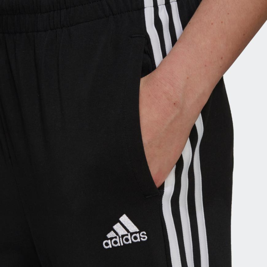 adidas Укороченные джоггеры в стиле ретро с тремя полосками и логотипом Женские брюки черного цвета GR9604
