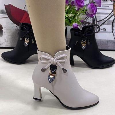 2025 осень и зима новая бархатная женская обувь на мягкой подошве, короткие ботинки, кожаная обувь, острый носок, темперамент, молния, универсальные высокие каблуки, женская