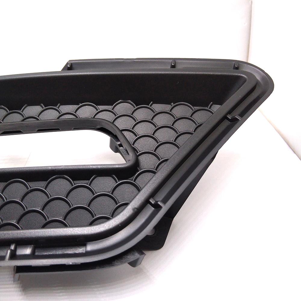 Car Accessories for Mercedes-Benz E-Class C207 RH Daytime Running Light Grille (2078850453)