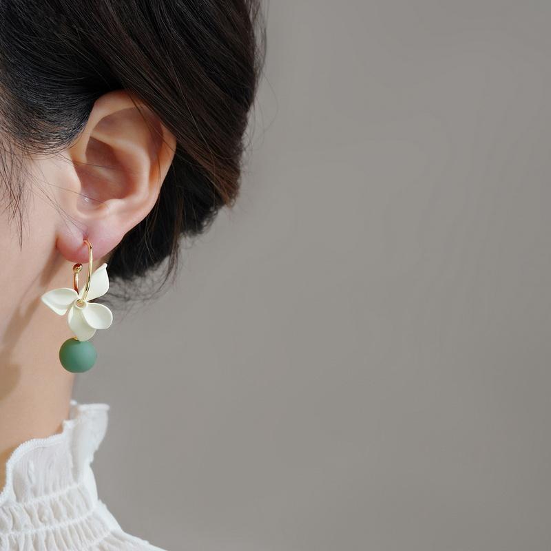 New Long Tassel Flower Stud Earrings For Women Girl