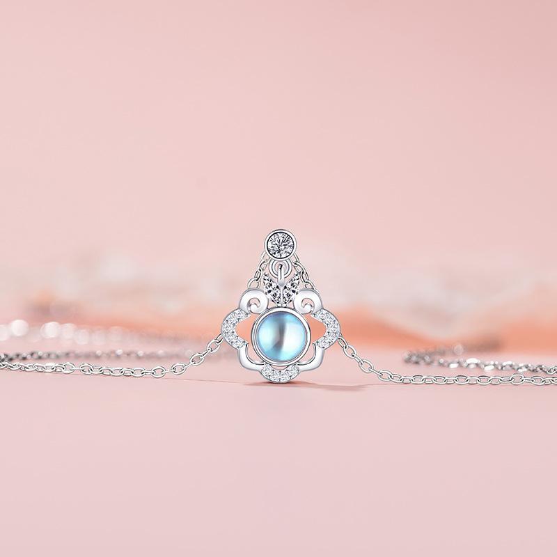 Легкое роскошное ожерелье с замком безопасности в национальном стиле, женственное, нишевое, модное, езда на работу, новое, в китайском стиле, с замком на ключицу из нержавеющей стали с длительным сроком службы