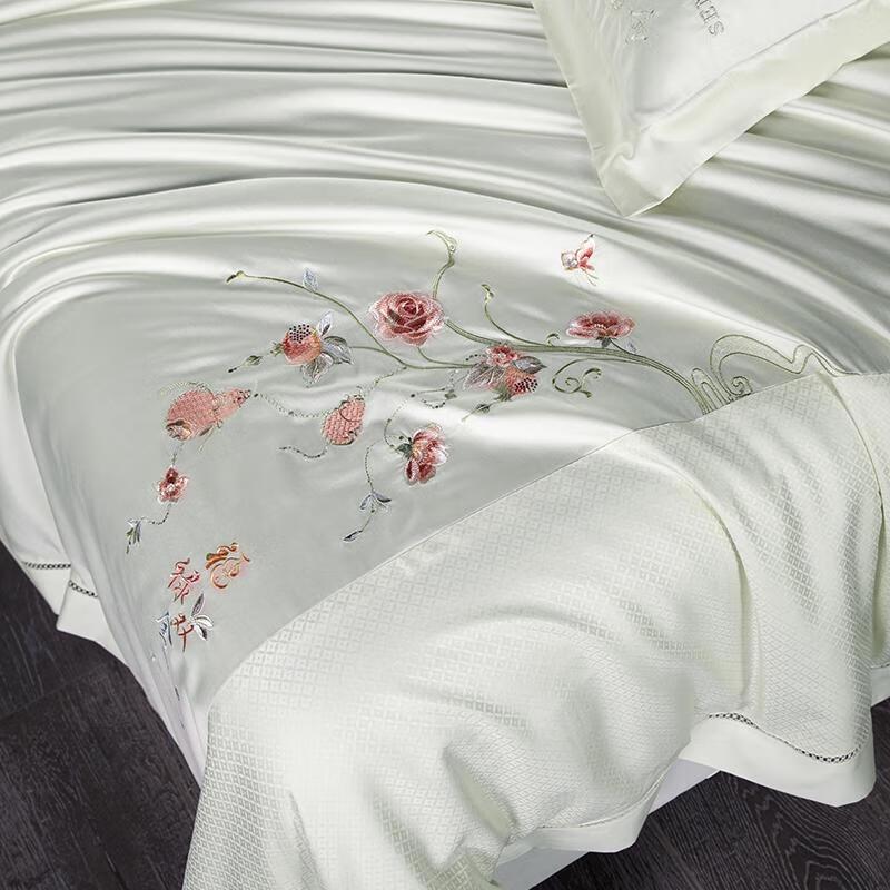Bijiama 100S Satin Suzhou Embroidery Mulberry Silk Quilt