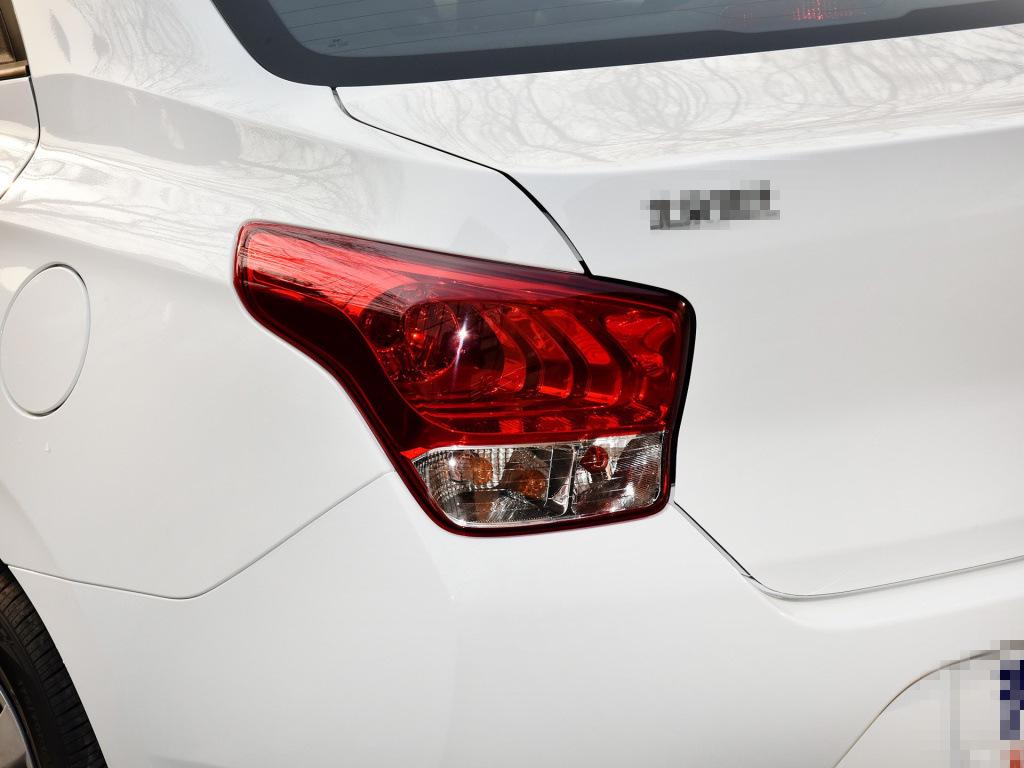 Hyundai Reina 17-18 Rear Taillight Assembly: Turn Signal, Brake, Reversing Light Cover