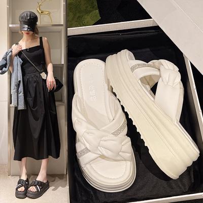 Летние каблуки тапочки женские повседневные пляжные тапочки модные тисненые плиссированные тапочки уличные шлепанцы на платформе обувь женские сандалии