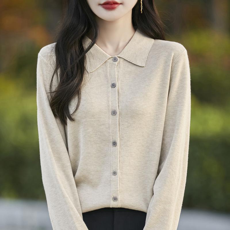 Тонкий кардиган из мериносовой шерсти с воротником поло - Коллекция Весна 2025, Однотонный, Свободный крой, Универсальная верхняя одежда.