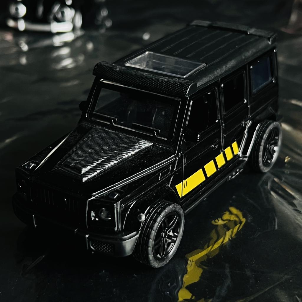 Игрушечный автомобиль-симулятор из сплава металла может открывать дверь внедорожная игрушка мальчик яйцо украшение автомобиля