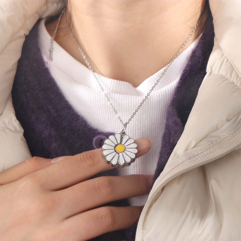 Handmade Glaze Oil Chrysanthemum Pendant Titanium Steel Daisy Necklace  Jewelry Accessories