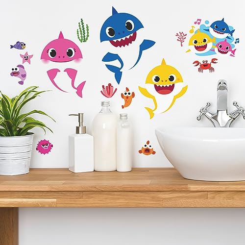 RoomMates - RMK4303SCS Акуленок Бэби Шарк Наклейка на стену, отклеивающаяся | Декор для детской комнаты Синий Розовый Желтый S