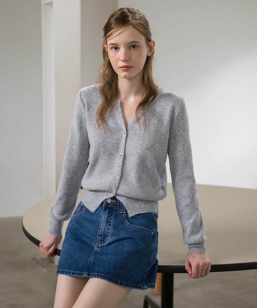 HYFVE Basic Slit Button Cardigan