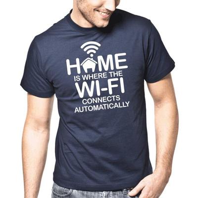 Дом — это место, где WiFi подключается автоматически Цитата Подарок Смешная футболка