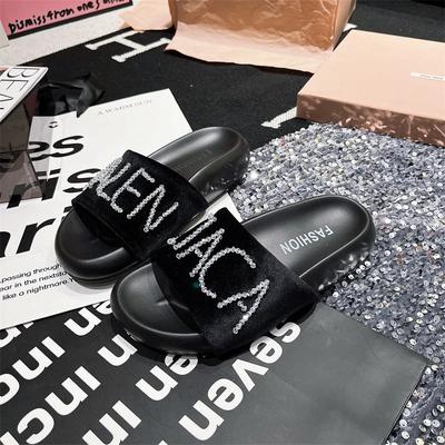 Модная летняя женская обувь 2024 года, модные женские тапочки на плоской подошве с открытым носком, повседневные замшевые женские пляжные тапочки на низком каблуке