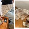 Pañuelo triangular de encaje calado estilo vintage para mujer, accesorio decorativo elegante
