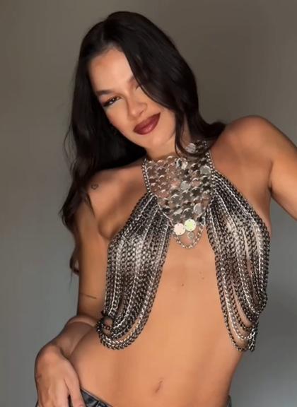 Sequined Crop Tops Women 2025 Sexy Metal Chain Tassel Nightclub Dance Wear Party Burning Outfits Body Chain