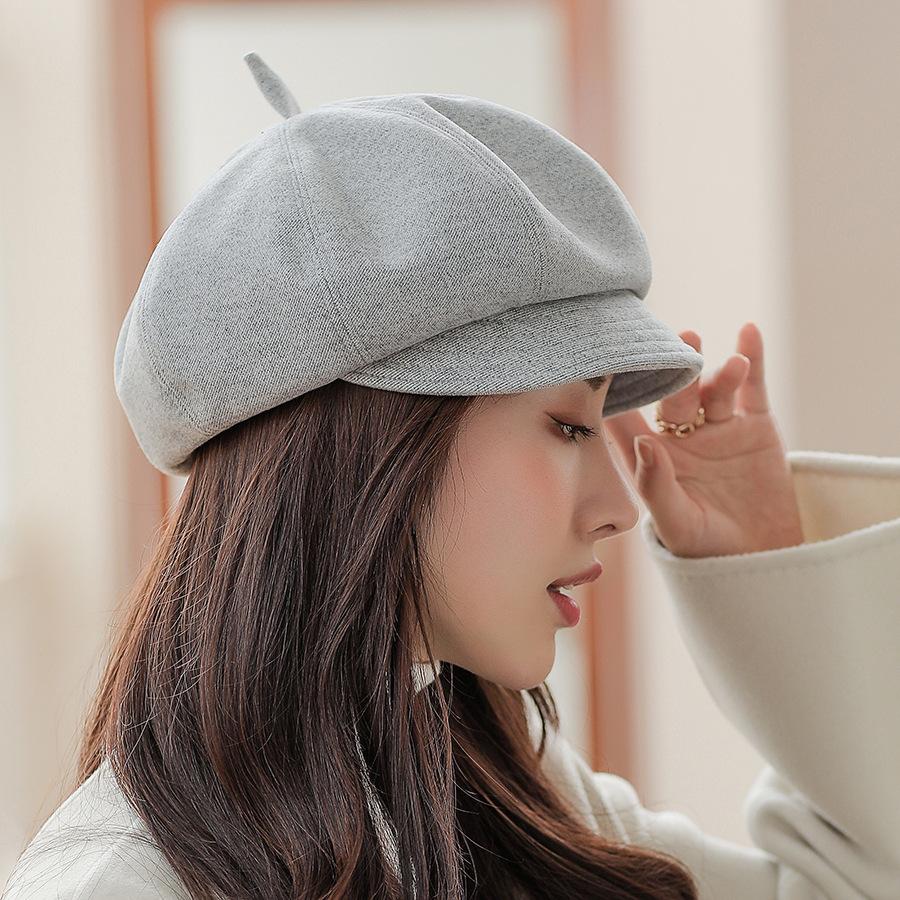 Женская осенне-зимняя восьмиугольная шляпа, модная британская модная однотонная шляпа с ягодами