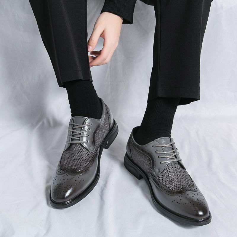 Новые весенне-осенние повседневные туфли от модного дизайнера с дышащей подошвой, модные мужские туфли-броги на шнуровке, деловая рабочая обувь для мужчин