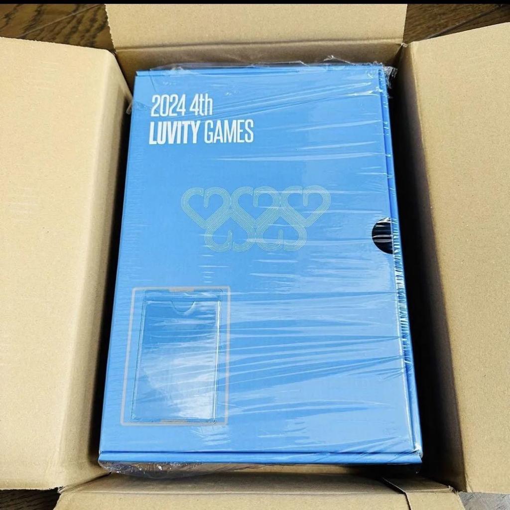 [Б/У] CRAVITY Корейский FC LUVITY 4-го поколения фан-клубный комплект