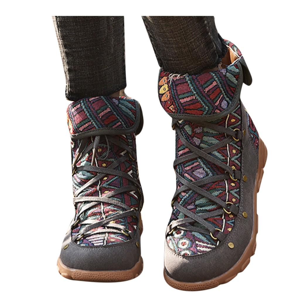 Retro Style Women Embroidery Flat Zipper Keep Warm Short Boot Round Toe Shoes