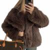 Женское Экологичное Пальто с Лацканами из Искусственного Меха Лисы - Короткое, Свободного Кроя для Зимы 2025.
