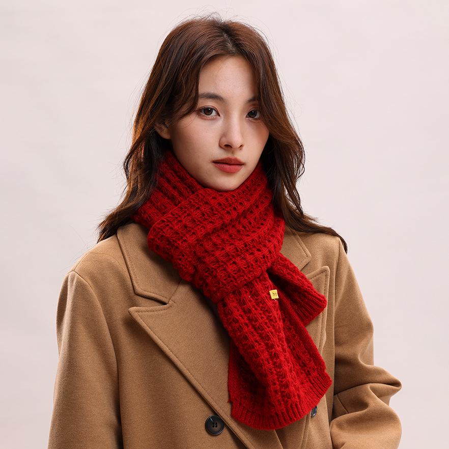 Red Scarf For Women 2024 New Winter Yarn Versatile Korean Version High-End Feeling Birthday Gift Couple Knitted Scarf
