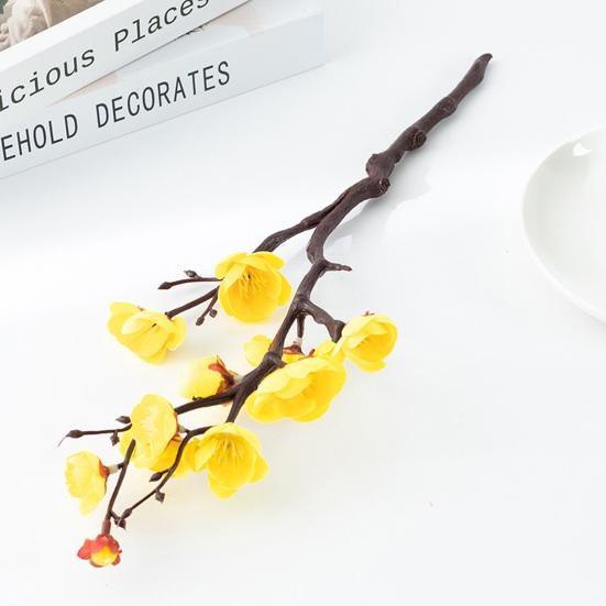 Довольно искусственный цветок, не выцветающий, долговечный, декоративный