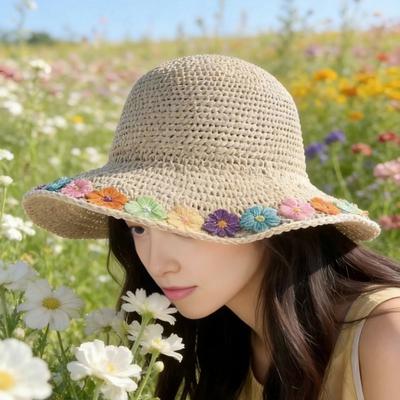 Пляжная шляпа с ажурным дизайном, широкими полями, защитой от УФ-лучей, цветной цветочной отделкой, шляпа для защиты от солнца, портативная соломенная шляпа, связанная вручную крючком