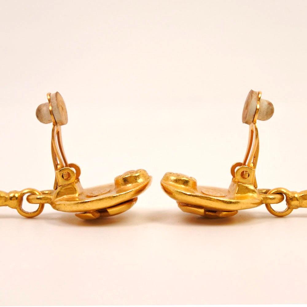 CHANEL Earring Swing / COCO Mark gold Plated Gold 29.8g Women Used