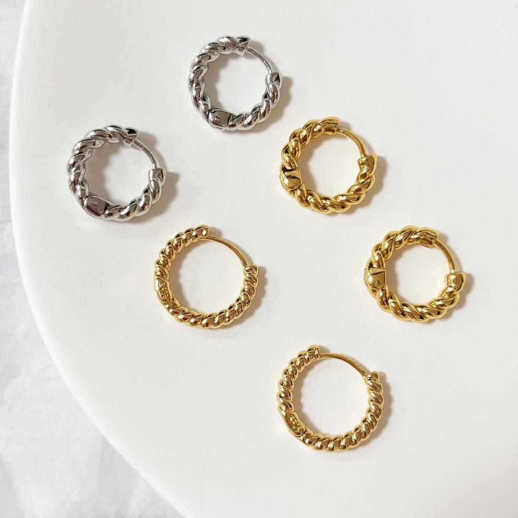 Маленькие плетеные серьги-кольца с закруткой: Ретро Европейская и Американская Высокая Мода