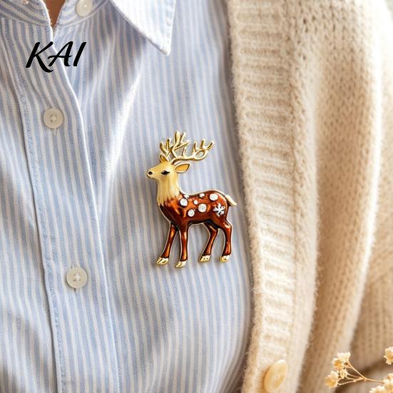 Alloy Lapel Pin Christmas Reindeer Brooch Pin, Rhinestone Elk Sweater Cardigan Coat Suits Accessories, Jewelry Gift for Xmas